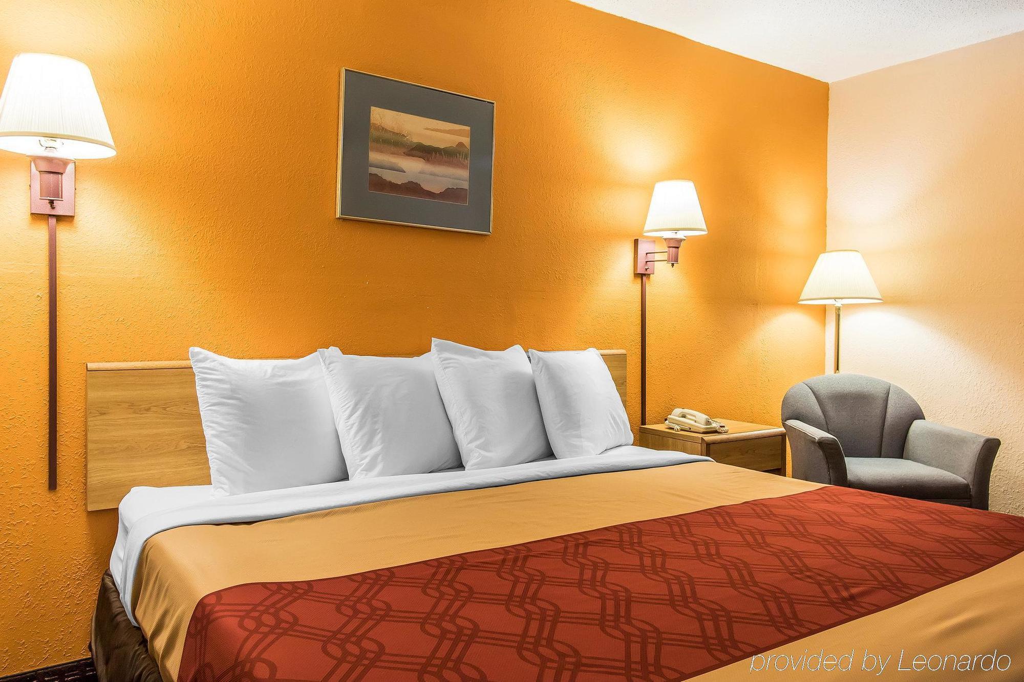 Econo Lodge Scottsboro Exteriör bild